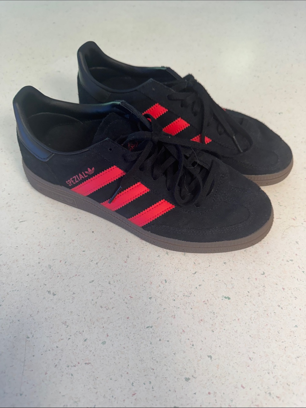 adidas Spezial Suede Sneakers EUC with Red Stripes - Men 6.5, Eu 39.5